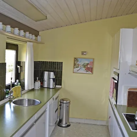 2 Bedroom Lovely In Nyaraló *